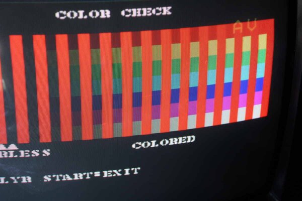 Pantalla de test del Sunset Riders mostrando colores erróneos. Es accesible pulsando el botón TEST.
